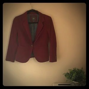 Red 3/4 length sleeve Blazer